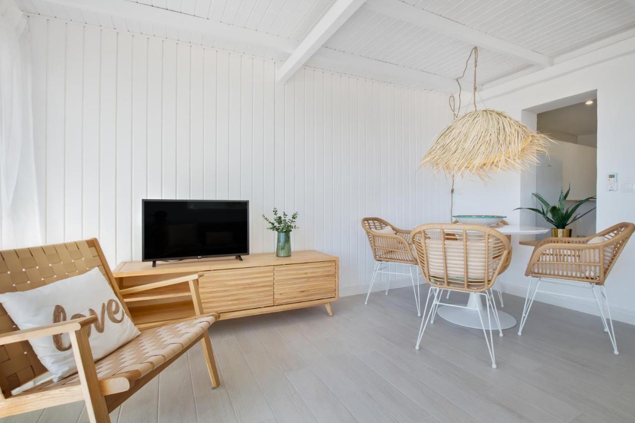 Casa De La Playa. Beach House With Magnificent Sea Malaga Ngoại thất bức ảnh